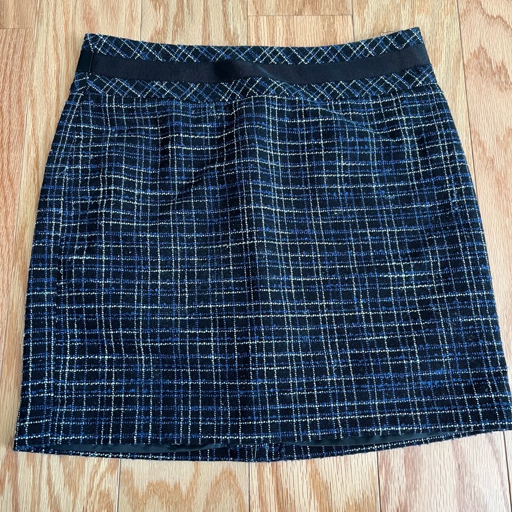 Loft skirt size 4